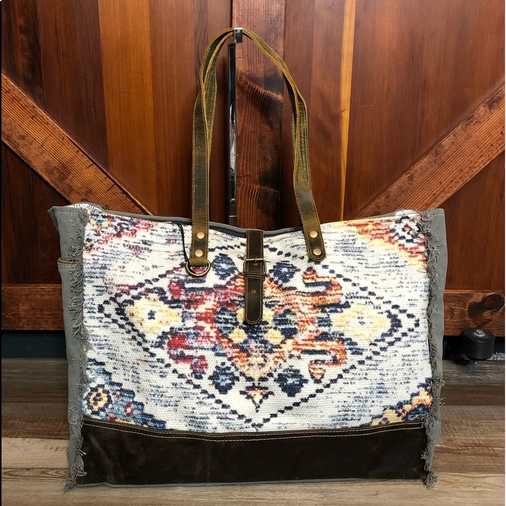 Dreamy Affair Weekender Bag XL Tote Myra Bag
